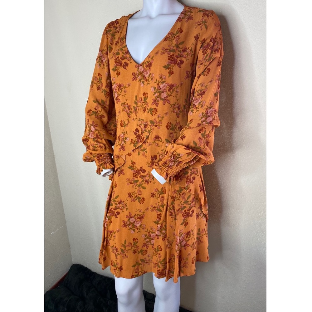 Small A Loves A Sienna Floral Dress - Picture 3 of 9